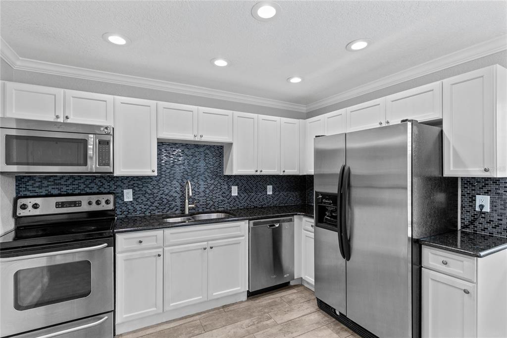 1938 South Conway Road, Unit 7 Orlando, FL 32812 - Photo 4 of 18 Gallery Image 4