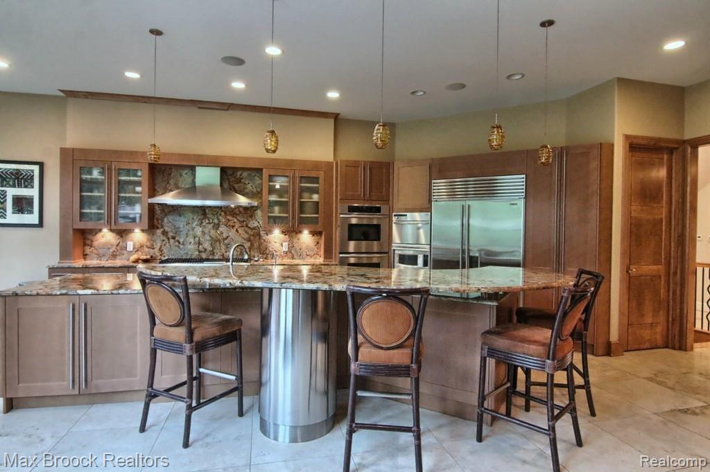 32250 Bingham Road Bingham Farms, MI 48025 - Photo 14 of 44