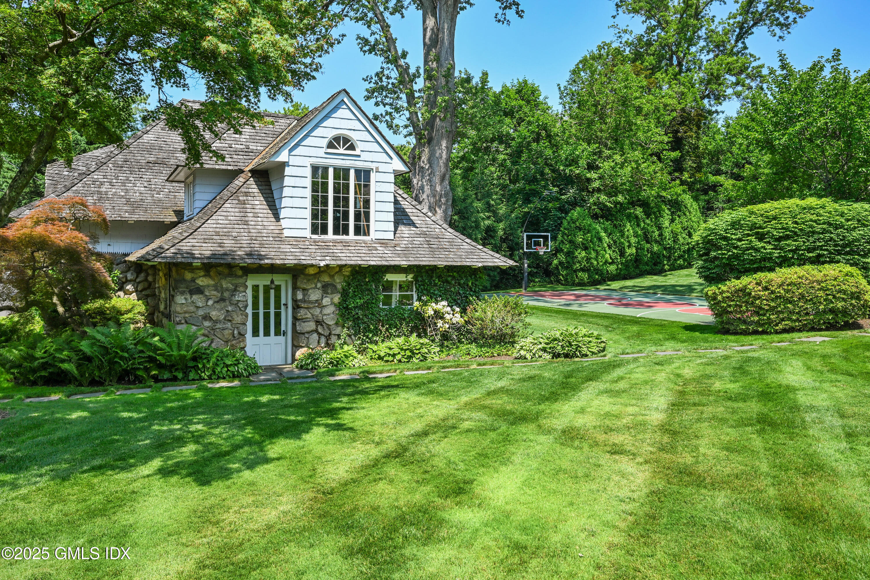 26 Glen Avon Drive Riverside, CT 06878 - Photo 51 of 59 Carriage house