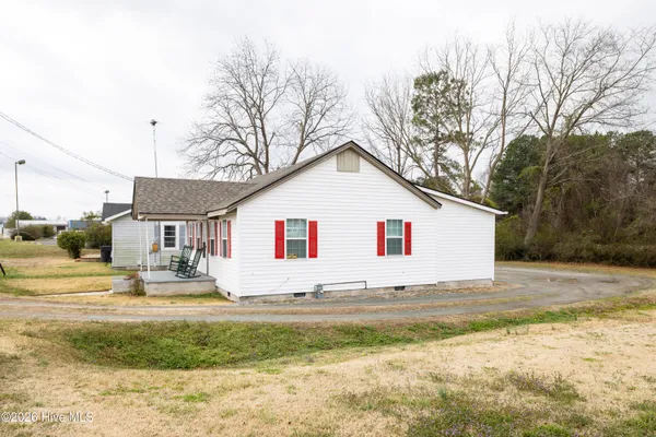 $199,900 | 200 Southeast Boulevard, Clinton, NC 28328