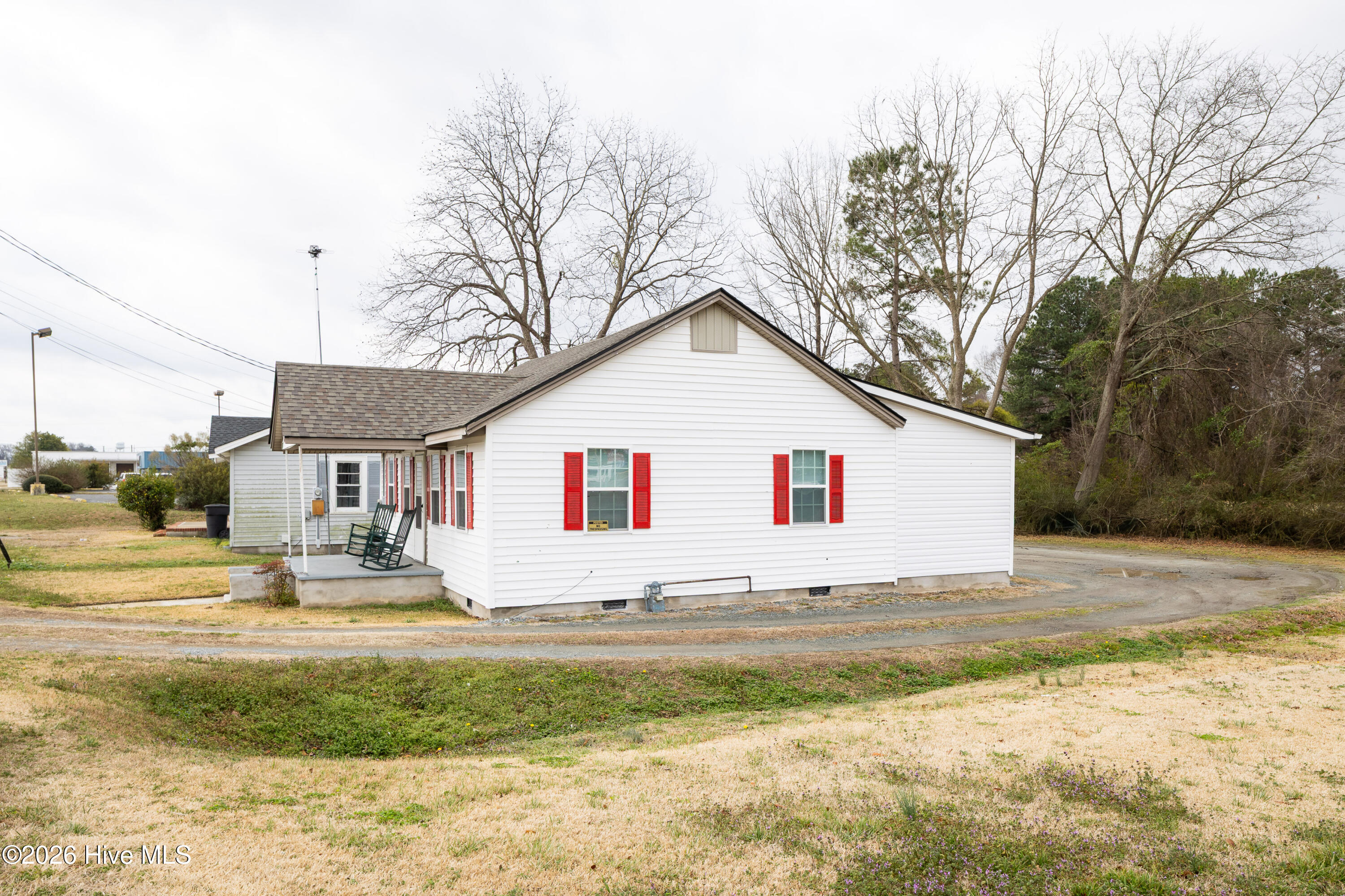 200 Southeast Boulevard Clinton, NC 28328 - Photo 3 of 22 200 Southeast Blvd-3