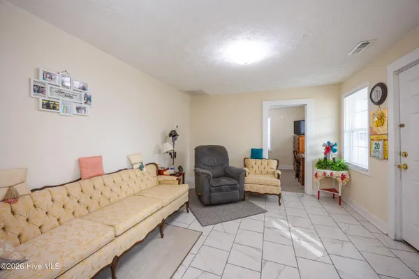 $199,900 | 200 Southeast Boulevard, Clinton, NC 28328