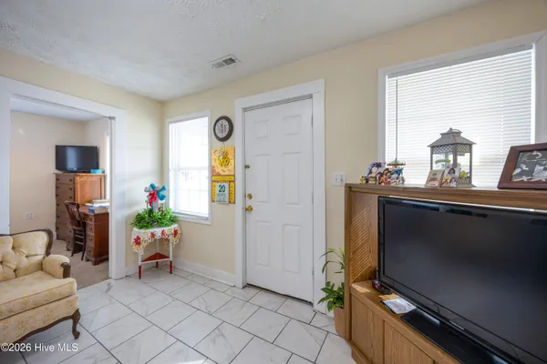 $199,900 | 200 Southeast Boulevard, Clinton, NC 28328