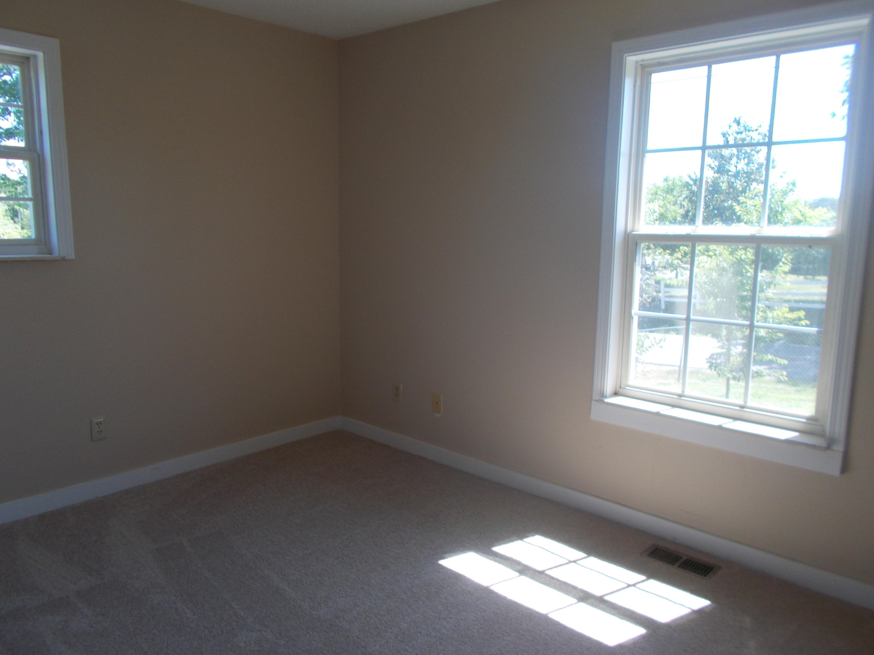 4915 Pea Ridge Road Maryville, TN 37804 - Photo 8 of 12 DSCN2468