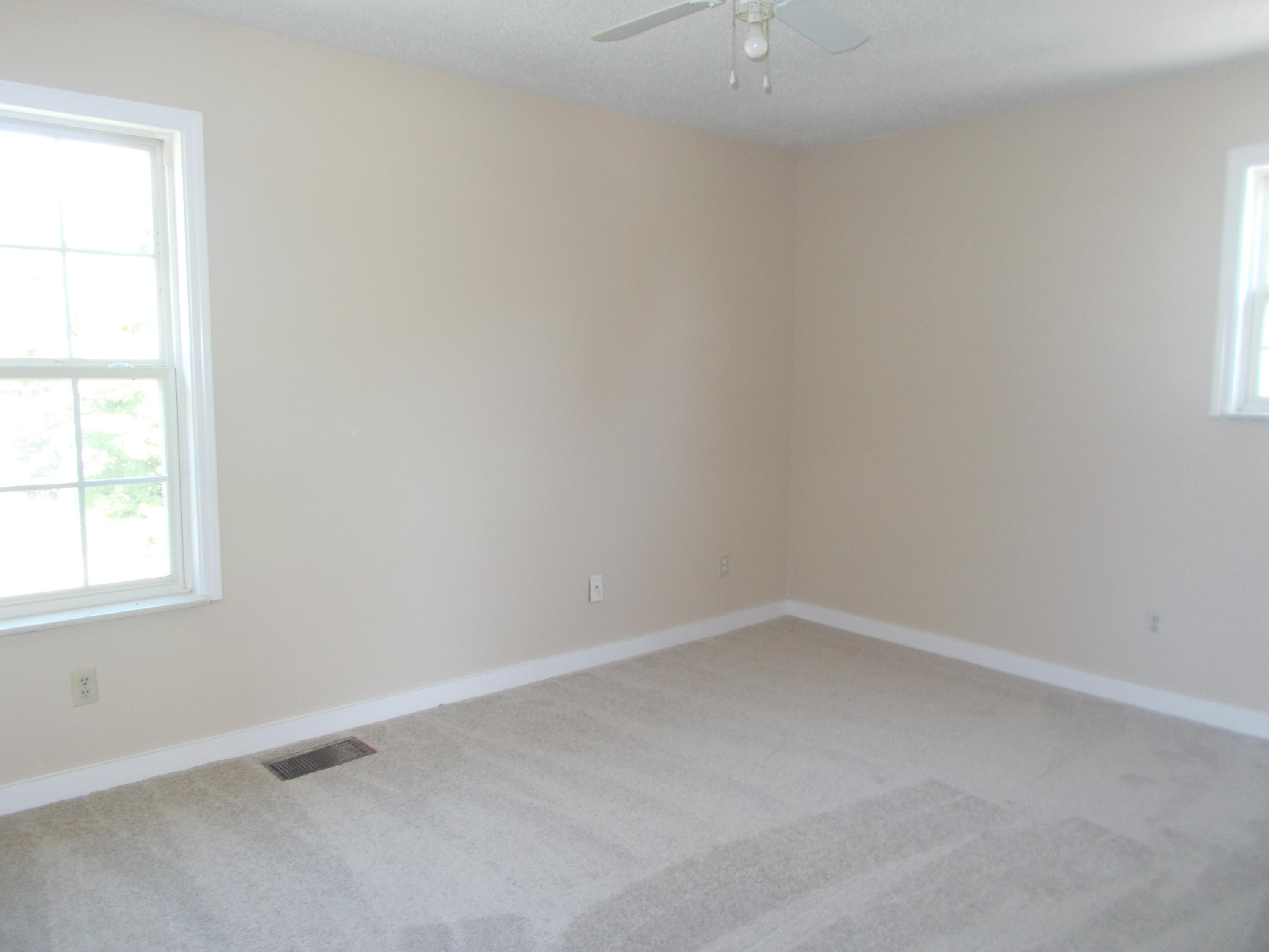 4915 Pea Ridge Road Maryville, TN 37804 - Photo 9 of 12 DSCN2470