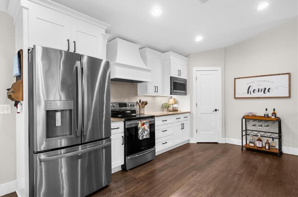 8960 Browns Bridge Road Gainesville, GA 30506 - Photo 16 of 61