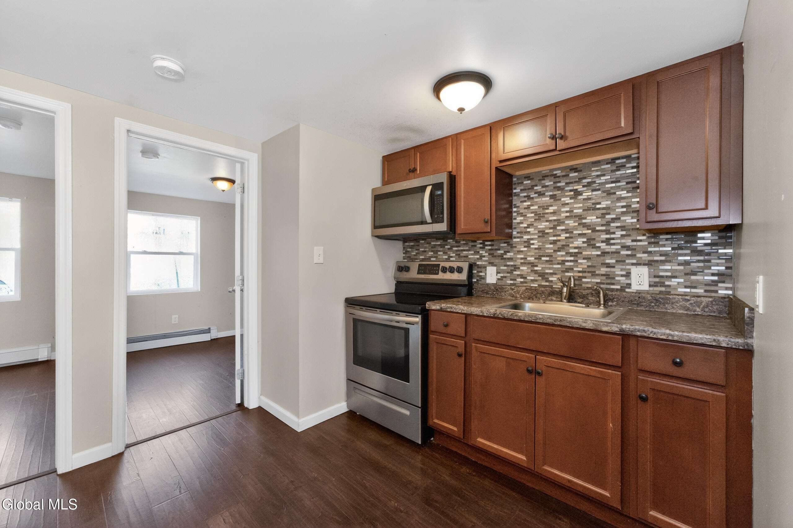 61 14th Street Troy, NY 12180 - Photo 16 of 39 2 Apt right 4