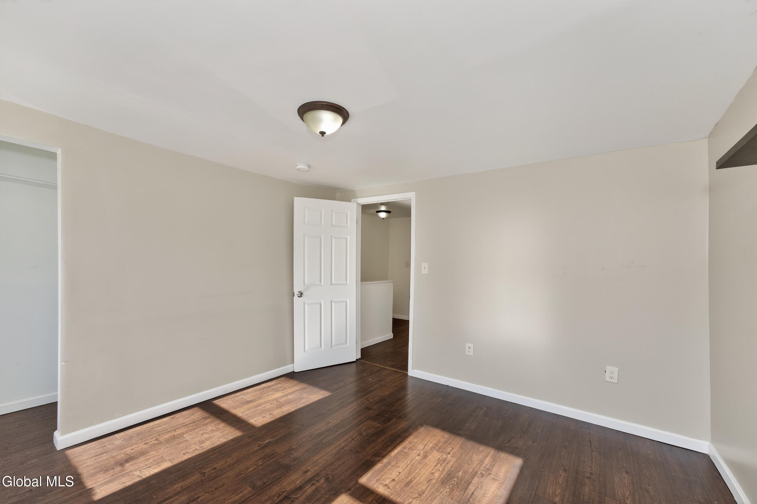 61 14th Street Troy, NY 12180 - Photo 24 of 39 2 Apt right 13
