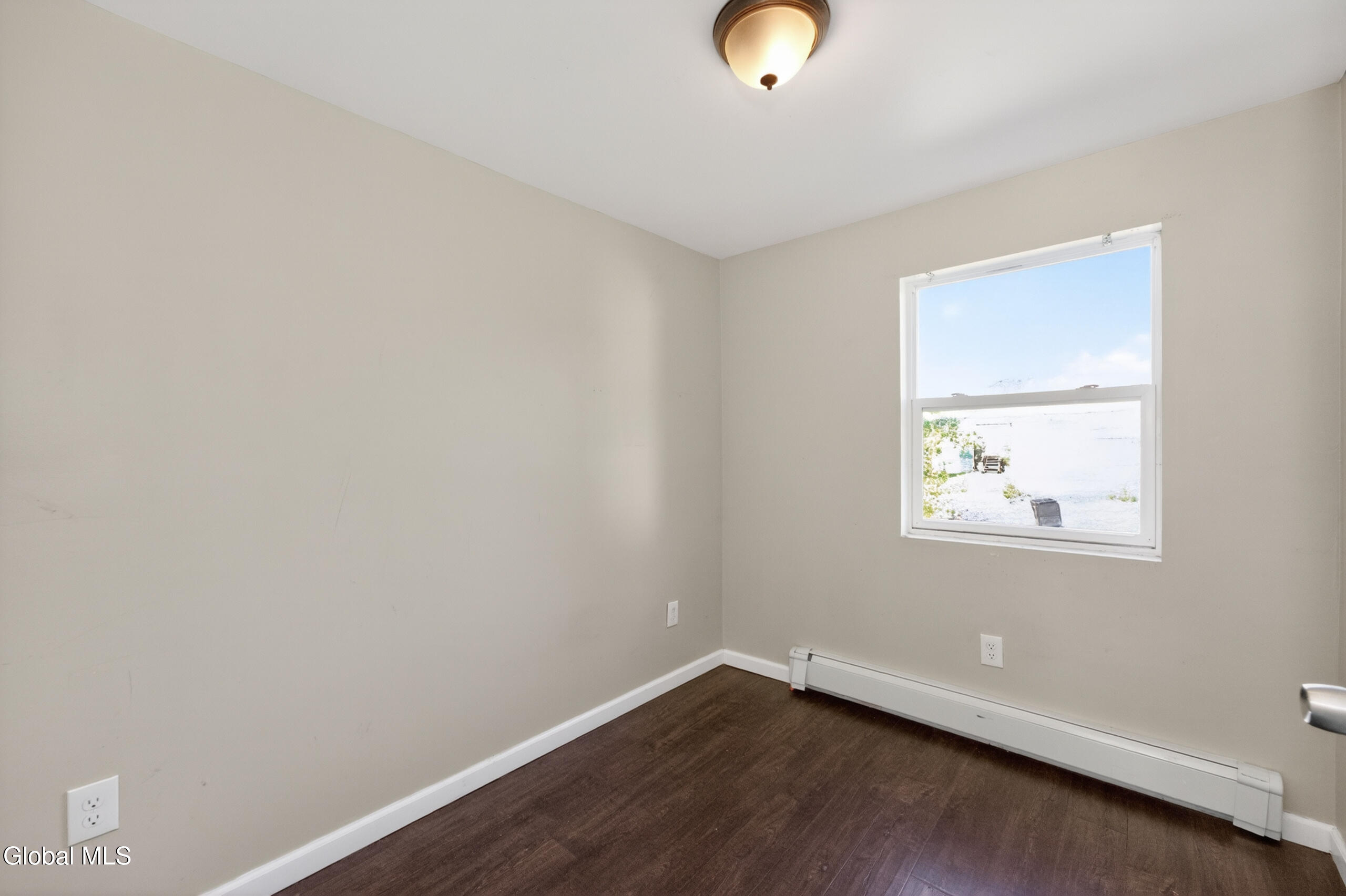 61 14th Street Troy, NY 12180 - Photo 25 of 39 2 Apt right 14