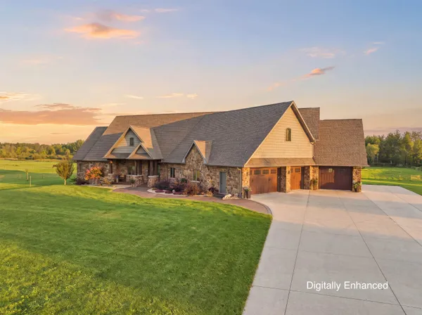 $1,149,999 | 9073 Richfield Drive, Marshfield, WI 54449
