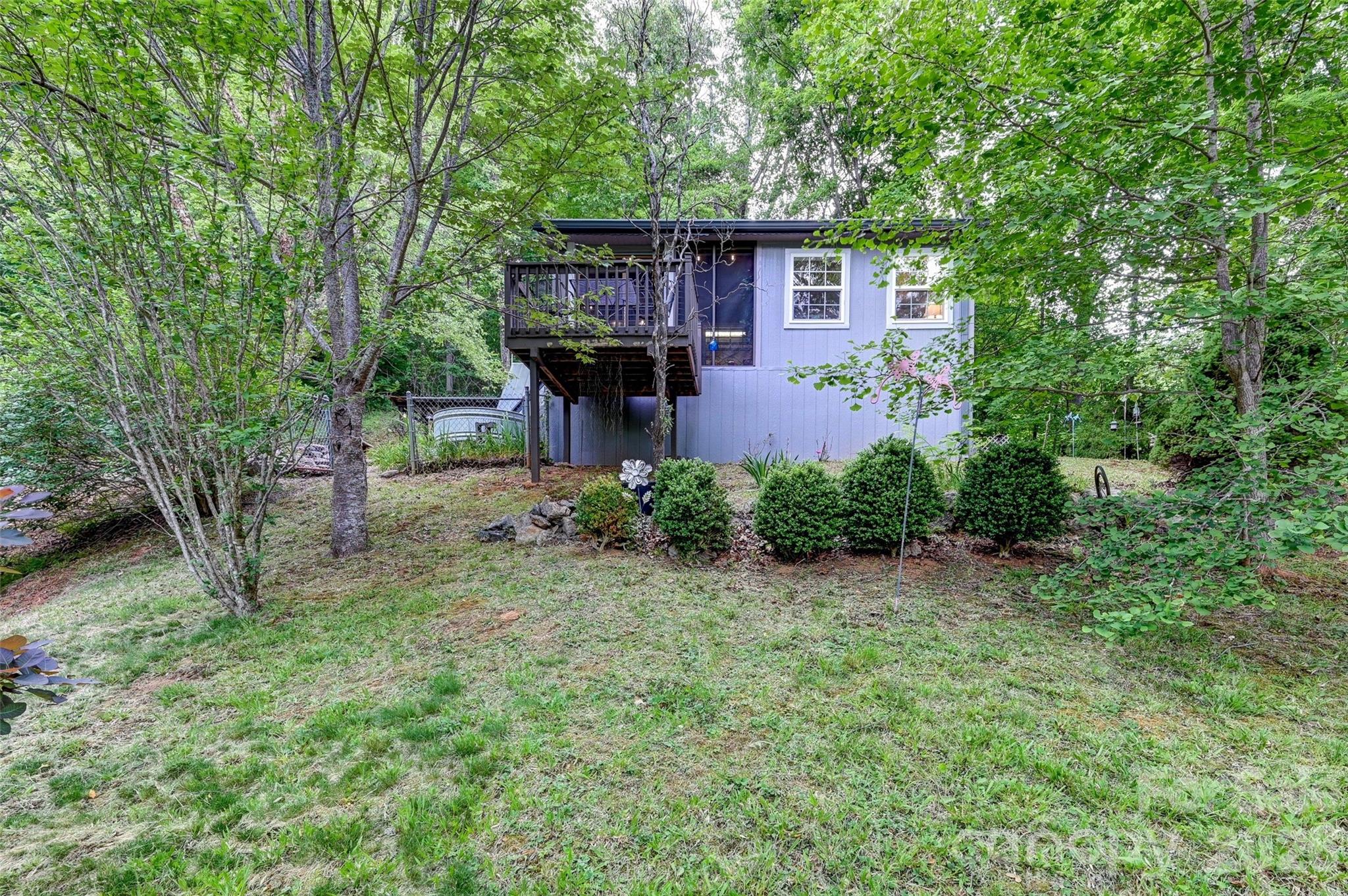 90 Davidson Gap Road Leicester, NC 28748 - Photo 5 of 48