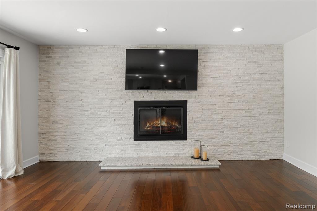 6895 Halyard Road Bloomfield Hills, MI 48301 - Photo 18 of 44