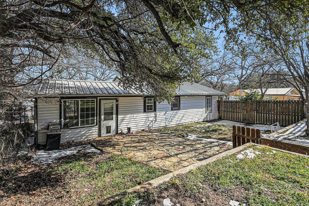 629 Alameda Road Azle, TX 76020 - Photo 29 of 30