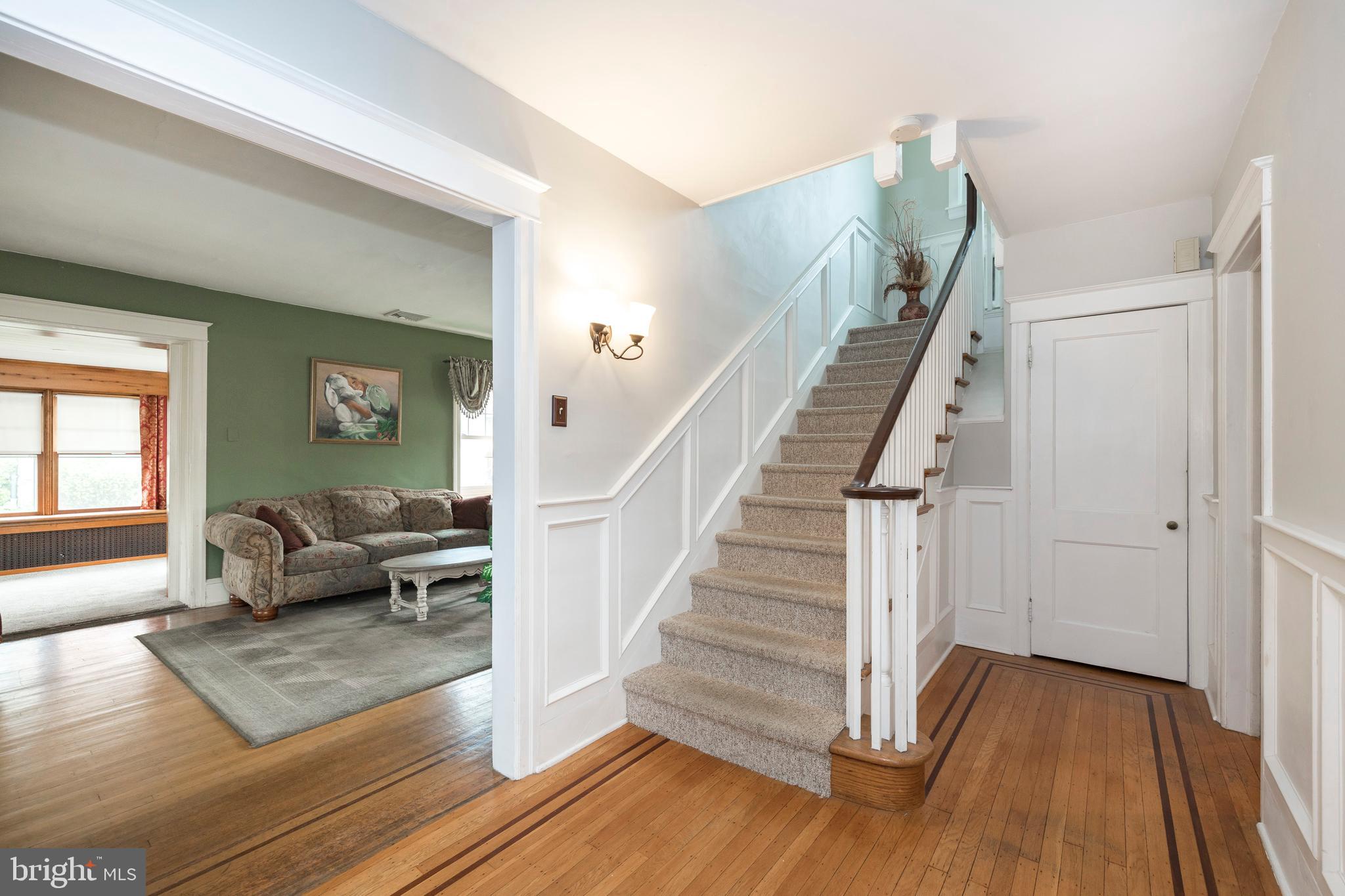 618 Ashurst Road Havertown, PA 19083 - Photo 4 of 27