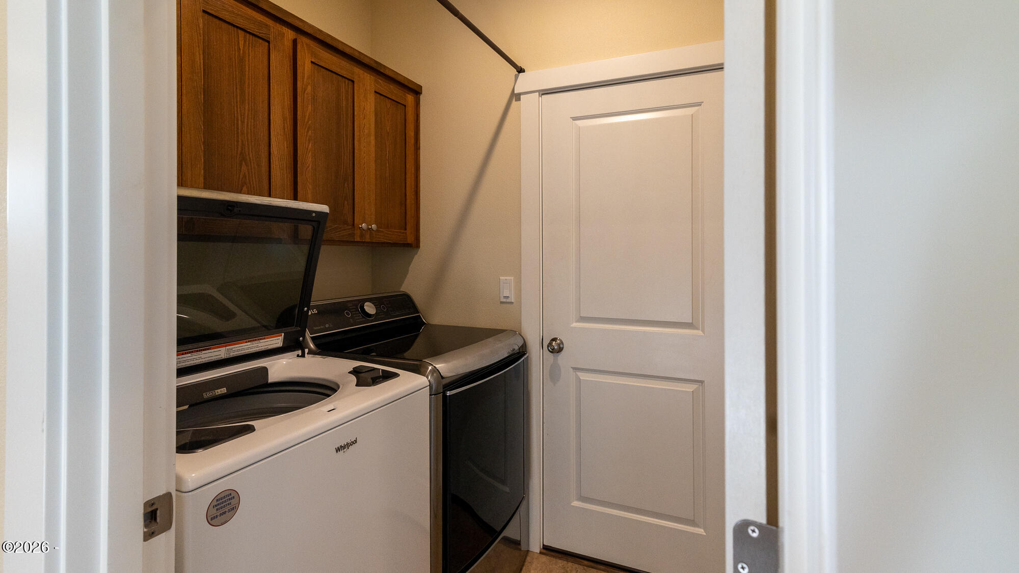4161 Southeast Inlet Avenue Lincoln City, OR 97367 - Photo 7 of 38 Laundry Room
