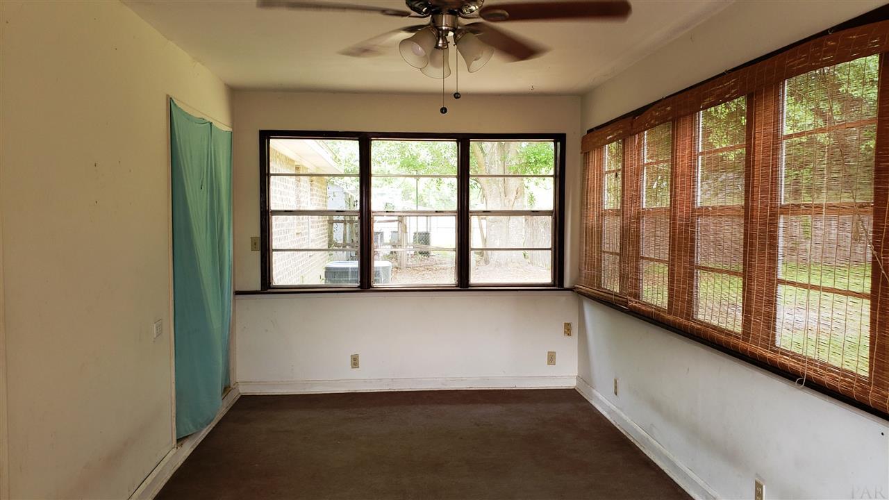 5280 Spring Street Pace, FL 32571 - Photo 5 of 11