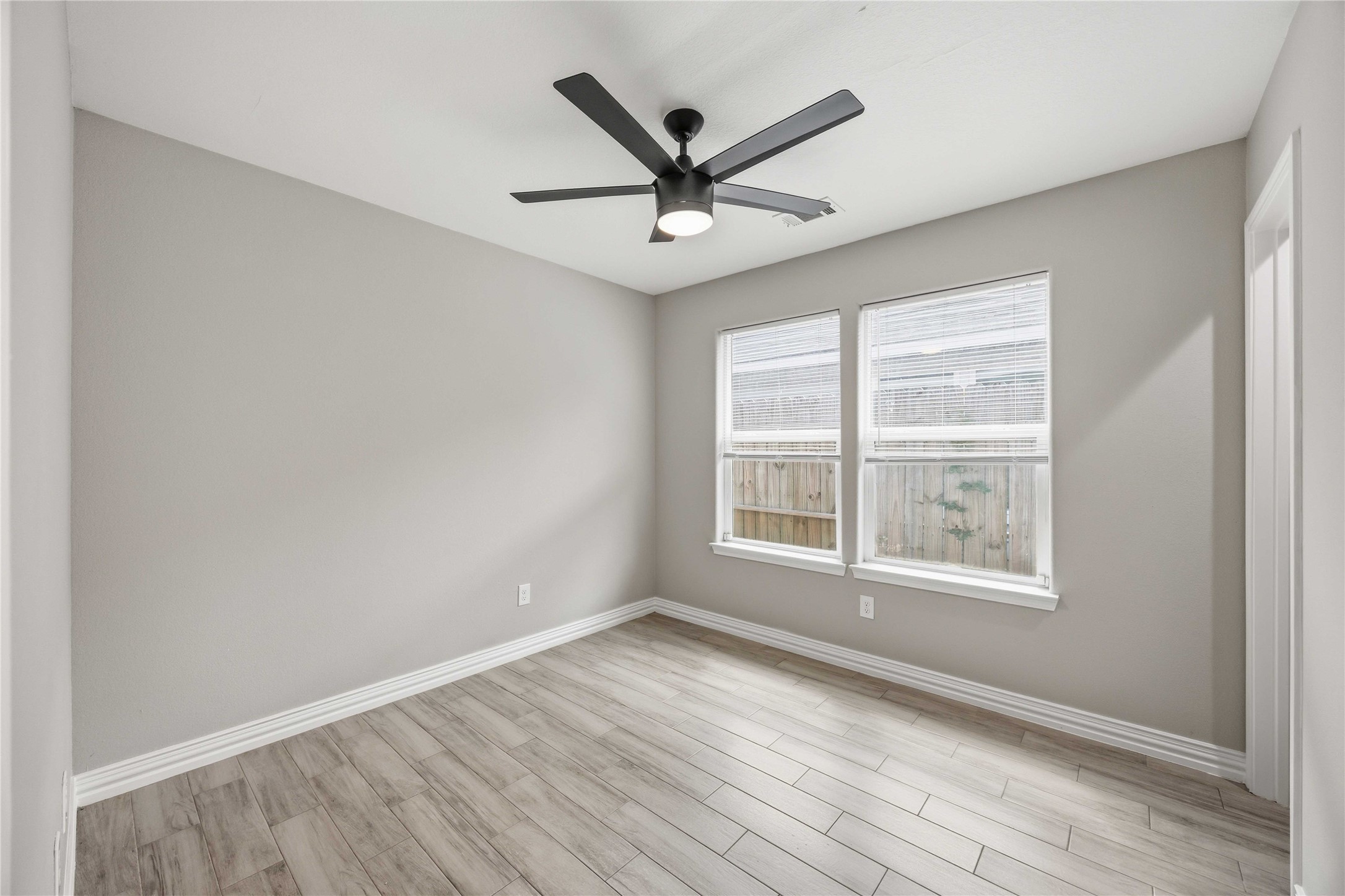 3425 Mt Pleasant Street, Unit B Houston, TX 77021 - Photo 16 of 27 Bedroom #3