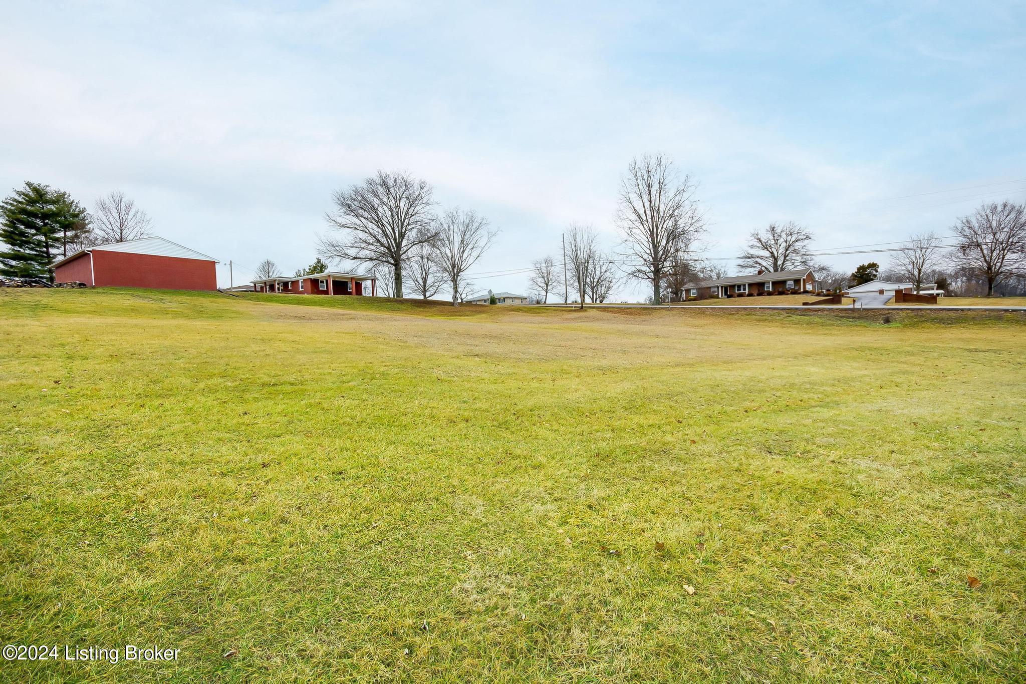 201 Waterford Road Mount Washington, KY 40047 - Photo 29 of 33 yard
