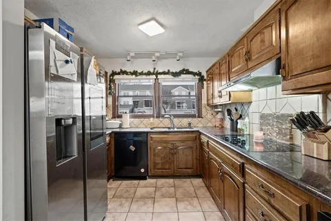 $260,000 | 217 Woodbridge Lane, Kansas City, MO 64145