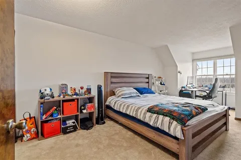 $260,000 | 217 Woodbridge Lane, Kansas City, MO 64145