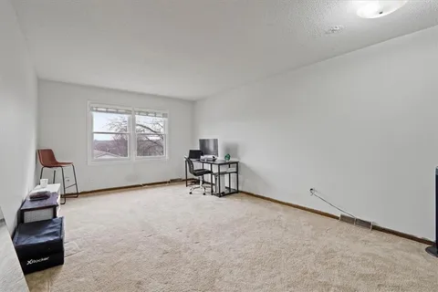 $260,000 | 217 Woodbridge Lane, Kansas City, MO 64145