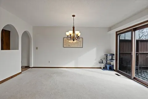 $260,000 | 217 Woodbridge Lane, Kansas City, MO 64145