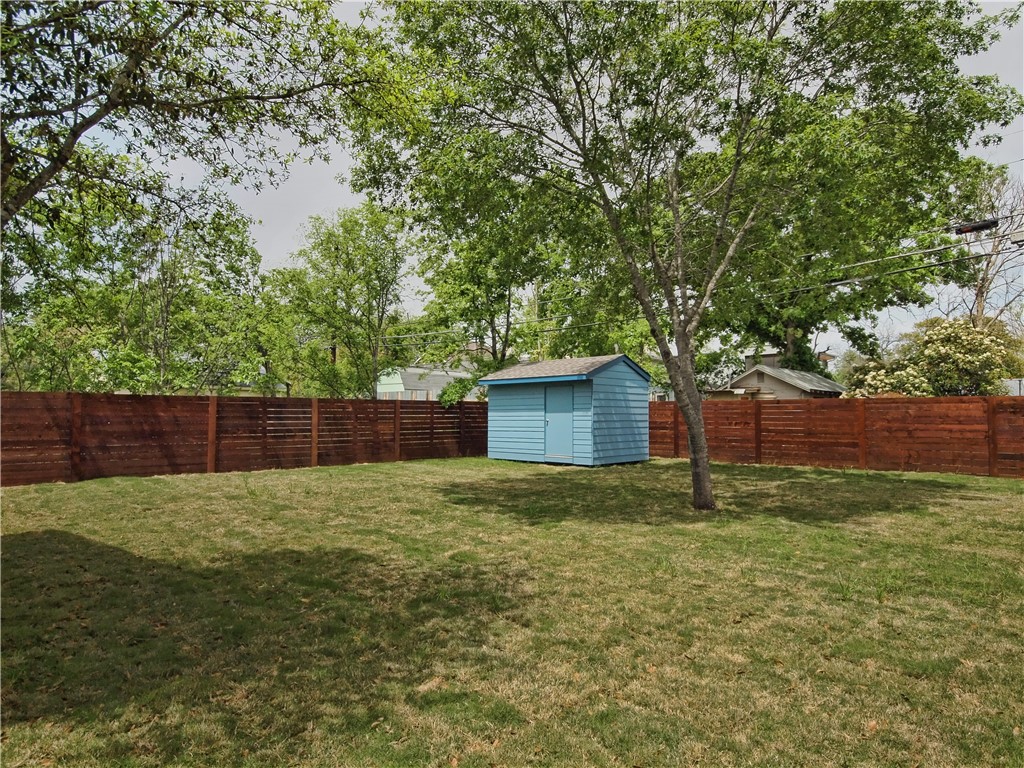 306 Franklin Boulevard, Unit A Austin, TX 78751 - Photo 19 of 19 a house view with backyard space