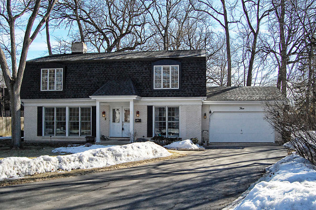3 Applejack Road Rolling Meadows, IL 60008 - Photo 1 of 18
