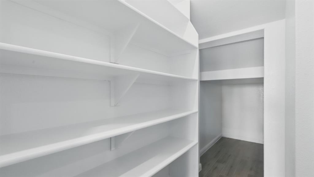 1202 Rockwater Drive Decatur, TX 76234 - Photo 4 of 40