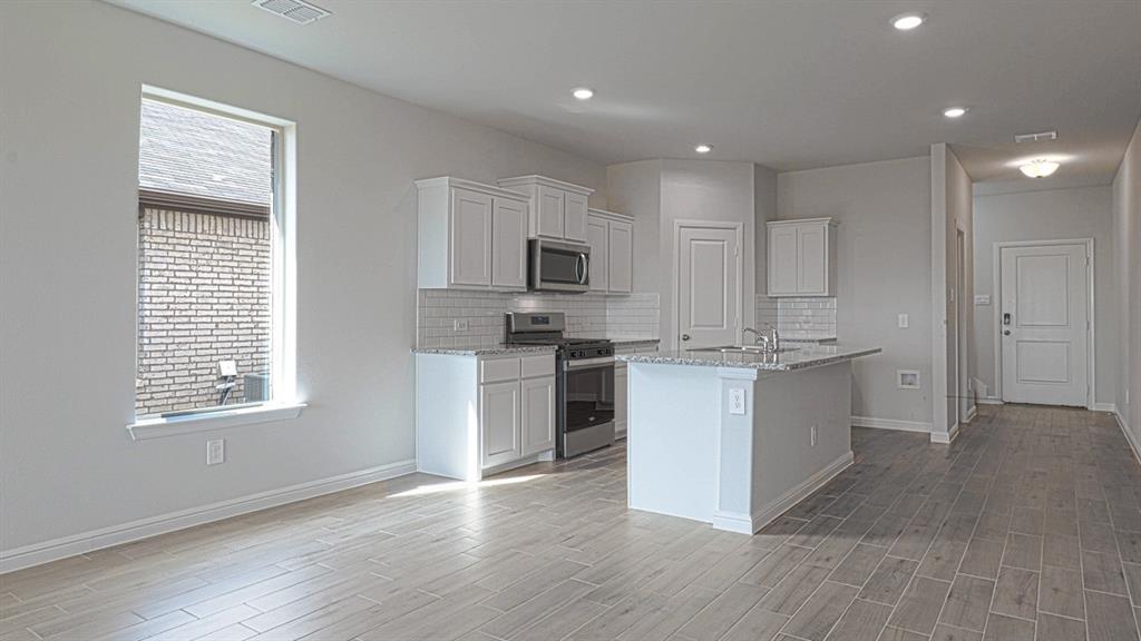 1202 Rockwater Drive Decatur, TX 76234 - Photo 6 of 40