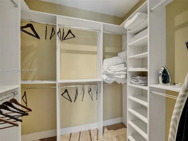 $4,900 | 2356 Wilton Drive, Unit B, Wilton Manors, FL 33305