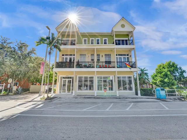 $4,900 | 2356 Wilton Drive, Unit B, Wilton Manors, FL 33305