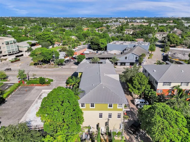 $4,900 | 2356 Wilton Drive, Unit B, Wilton Manors, FL 33305