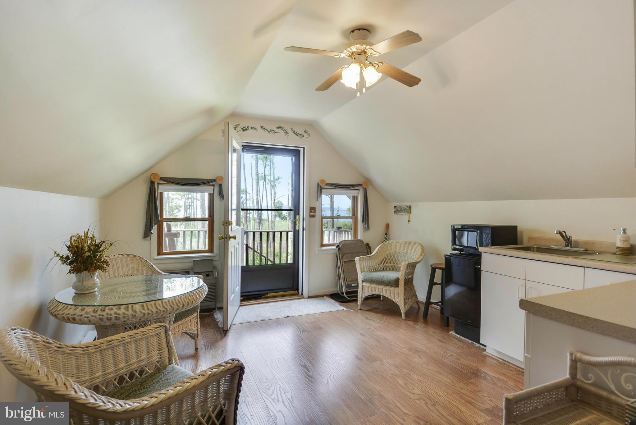 5110 Brooks Road Woolford, MD 21677 - Photo 24 of 29 Sitting Area in Apartment