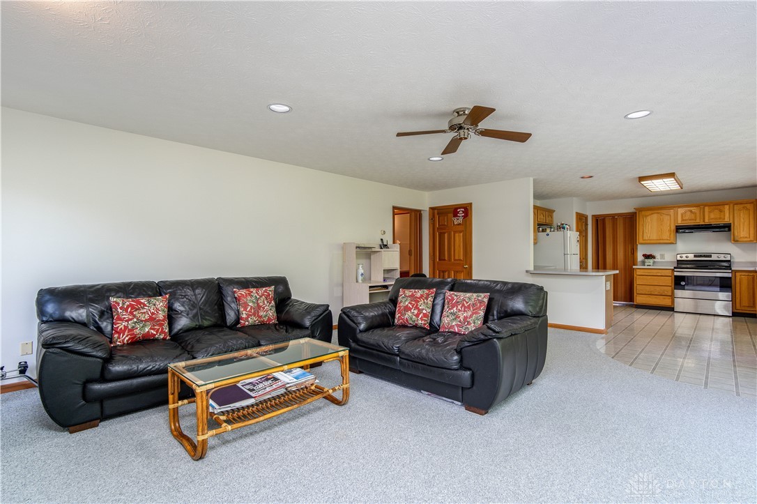 2286 South Ridge Court Beavercreek, OH 45434 - Photo 26 of 43