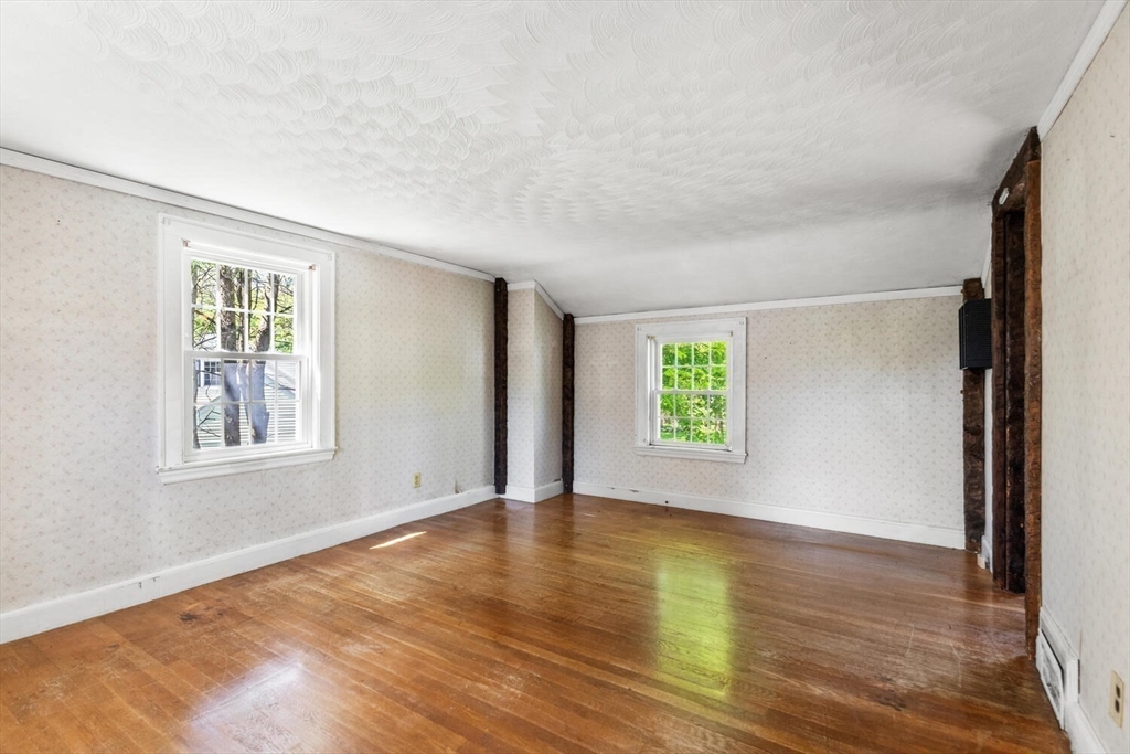 5 Coolidge Road Reading, MA 01867 - Photo 16 of 31