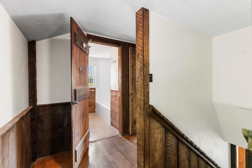 5 Coolidge Road Reading, MA 01867 - Photo 21 of 31