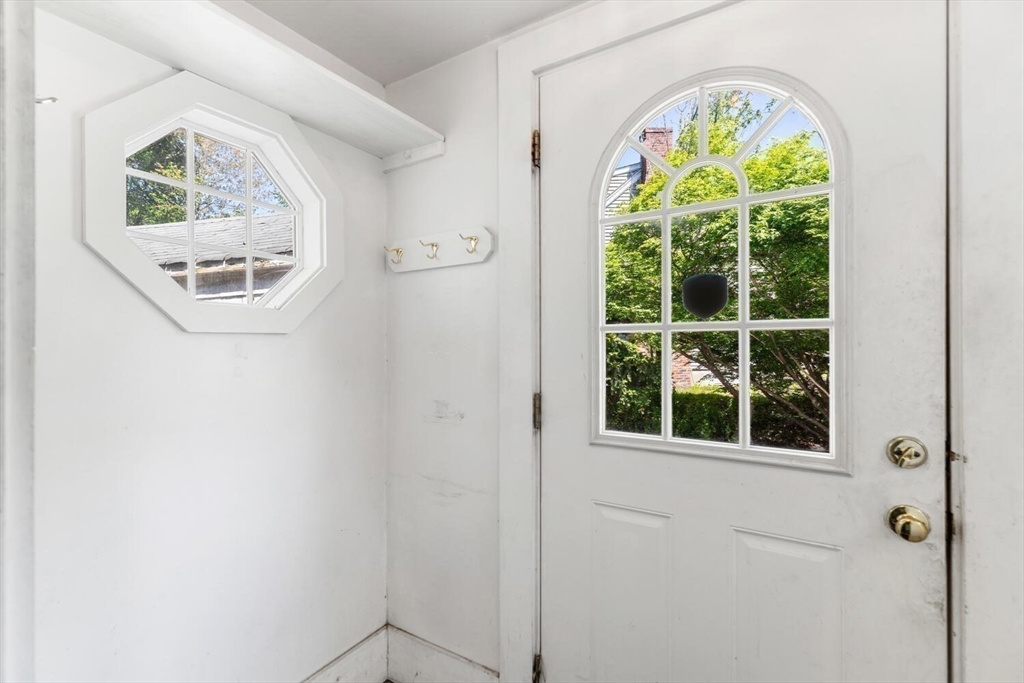 5 Coolidge Road Reading, MA 01867 - Photo 22 of 31