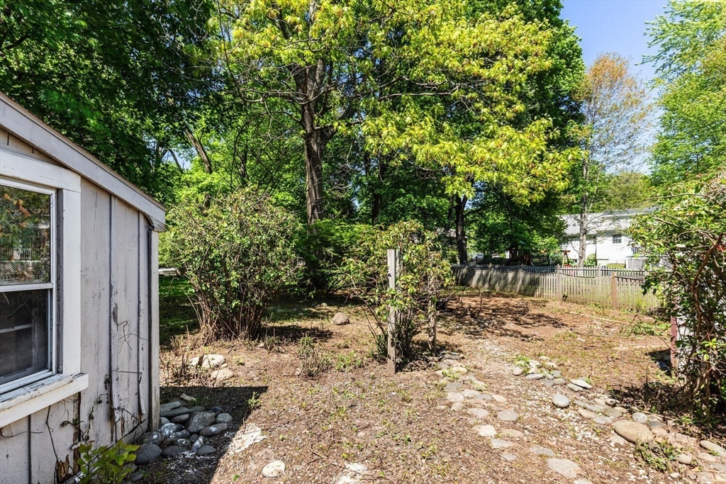 5 Coolidge Road Reading, MA 01867 - Photo 26 of 31