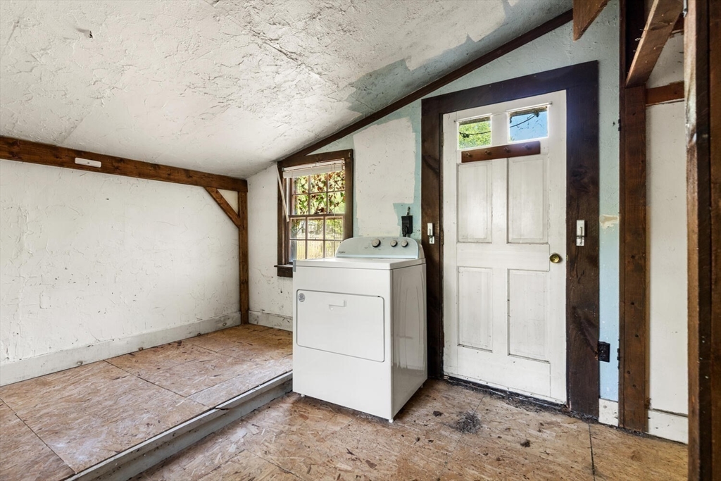 5 Coolidge Road Reading, MA 01867 - Photo 28 of 31