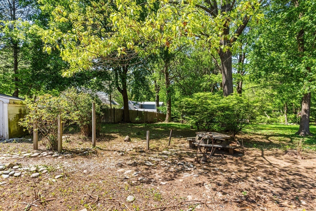 5 Coolidge Road Reading, MA 01867 - Photo 30 of 31