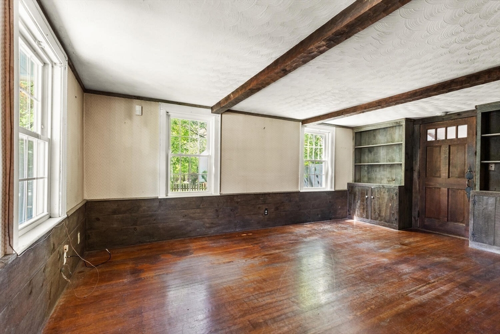 5 Coolidge Road Reading, MA 01867 - Photo 5 of 31