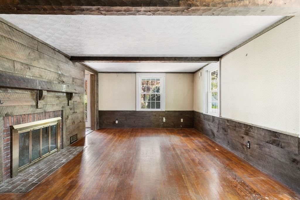 5 Coolidge Road Reading, MA 01867 - Photo 7 of 31