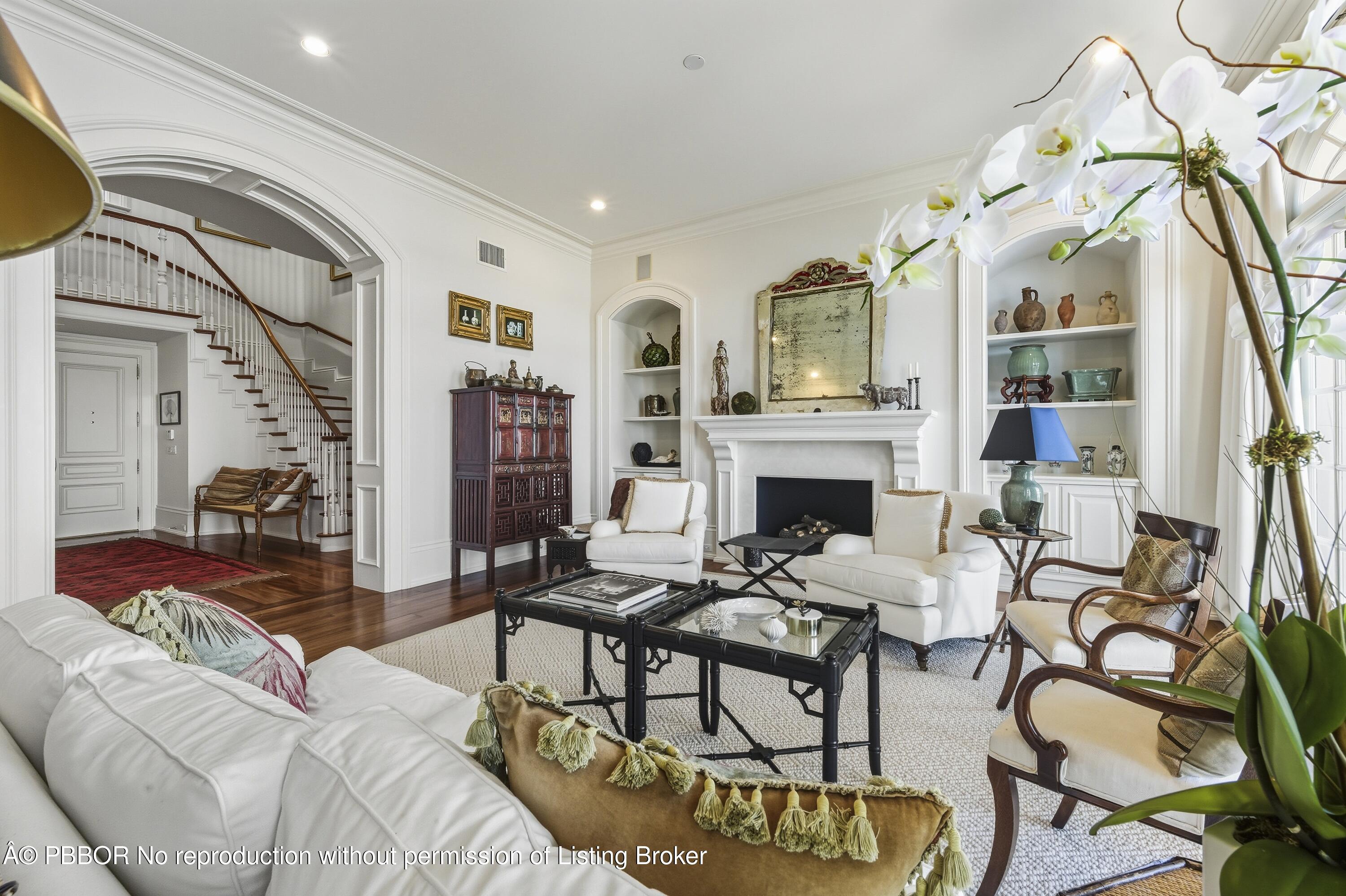 127 Ocean View Road Palm Beach, FL 33480 - Photo 15 of 96 Living Room