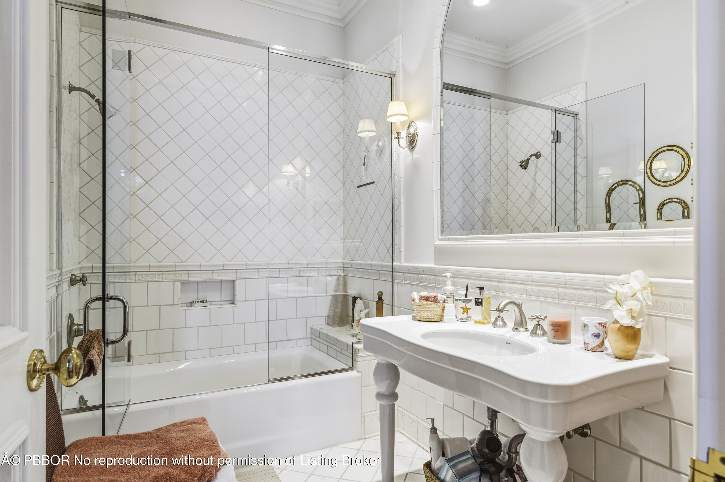 127 Ocean View Road Palm Beach, FL 33480 - Photo 29 of 96 Bed 1 bath