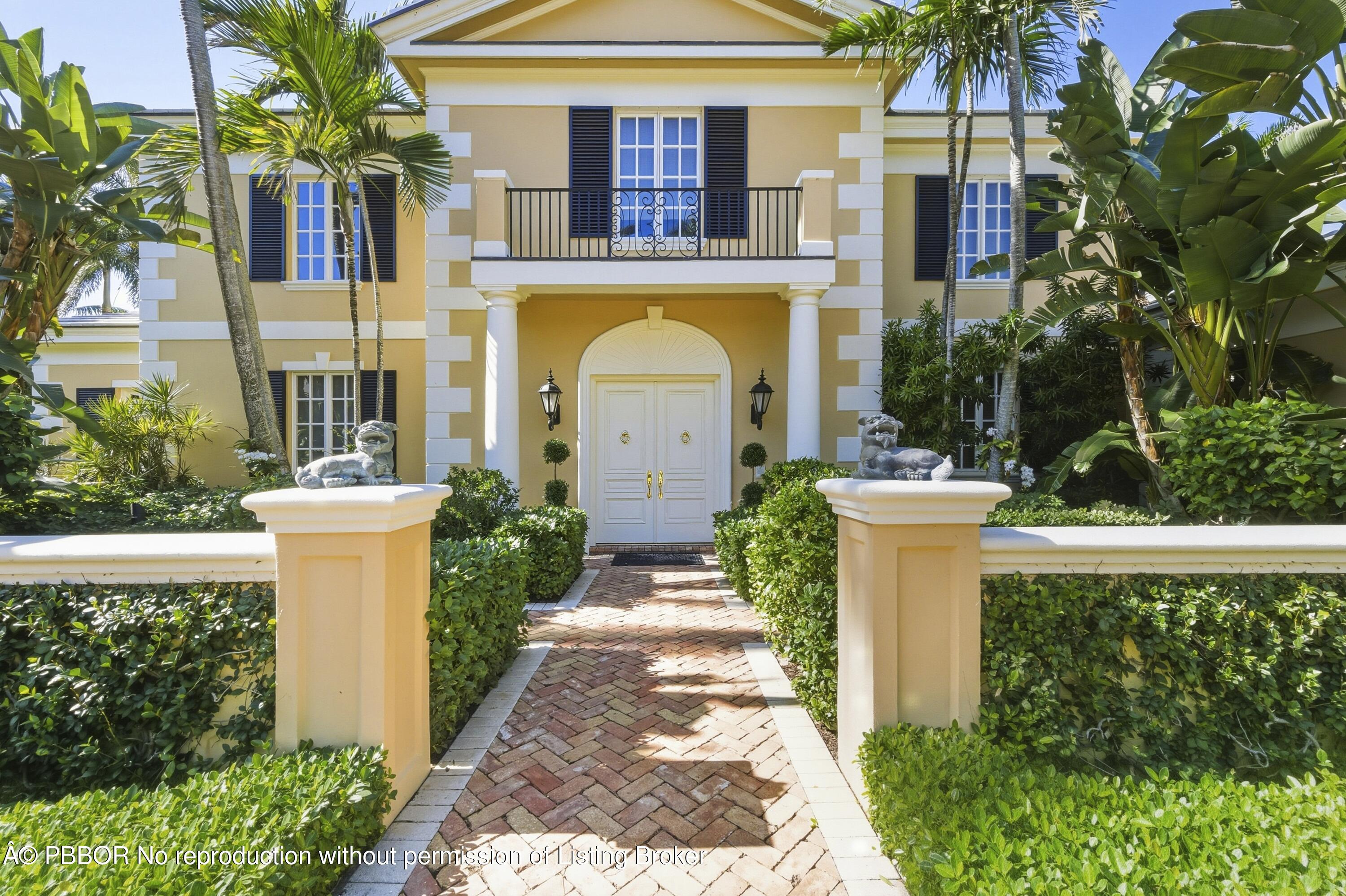 127 Ocean View Road Palm Beach, FL 33480 - Photo 3 of 96 127 Oceanview entry