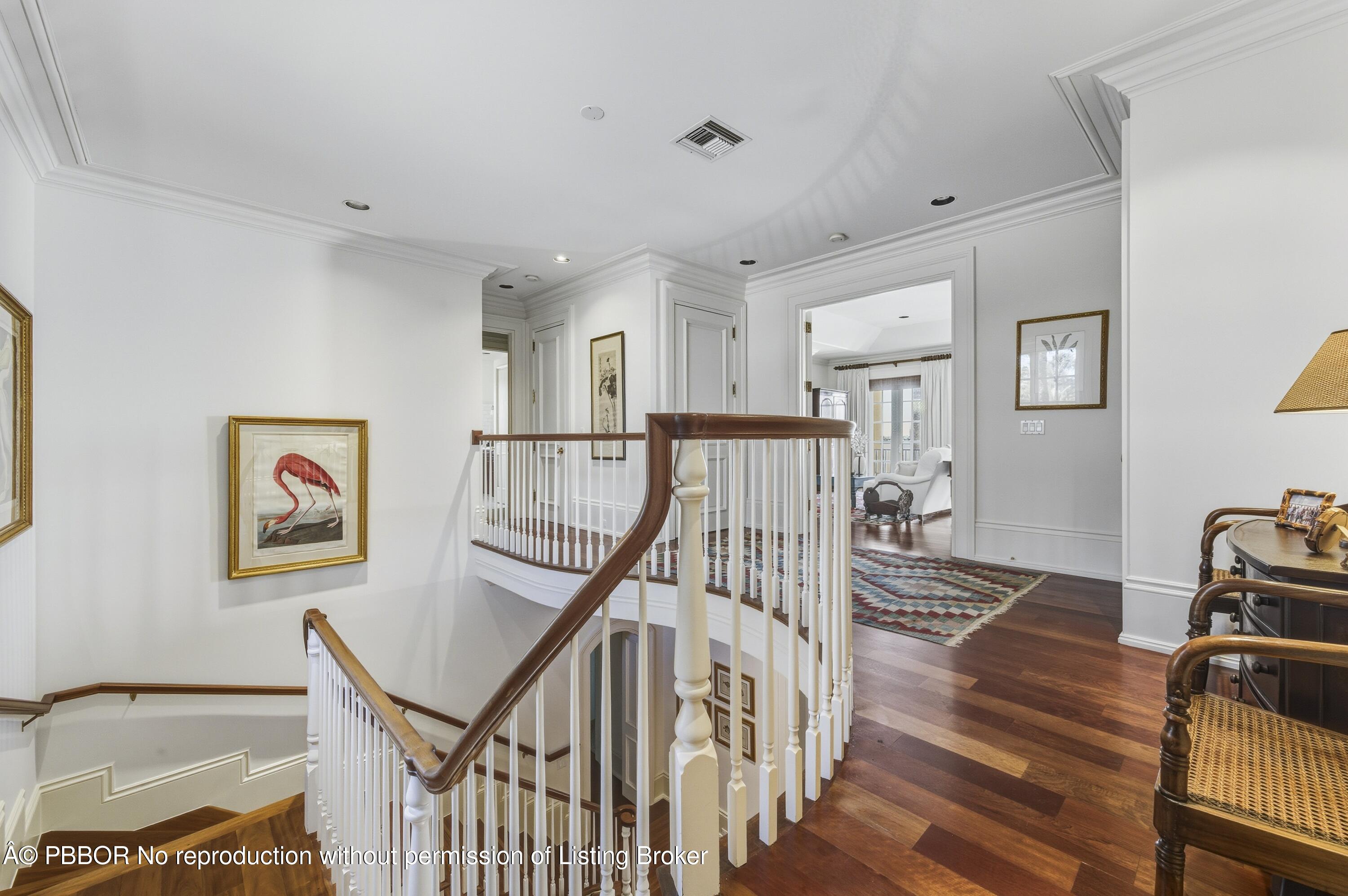 127 Ocean View Road Palm Beach, FL 33480 - Photo 34 of 96 Stairway hall