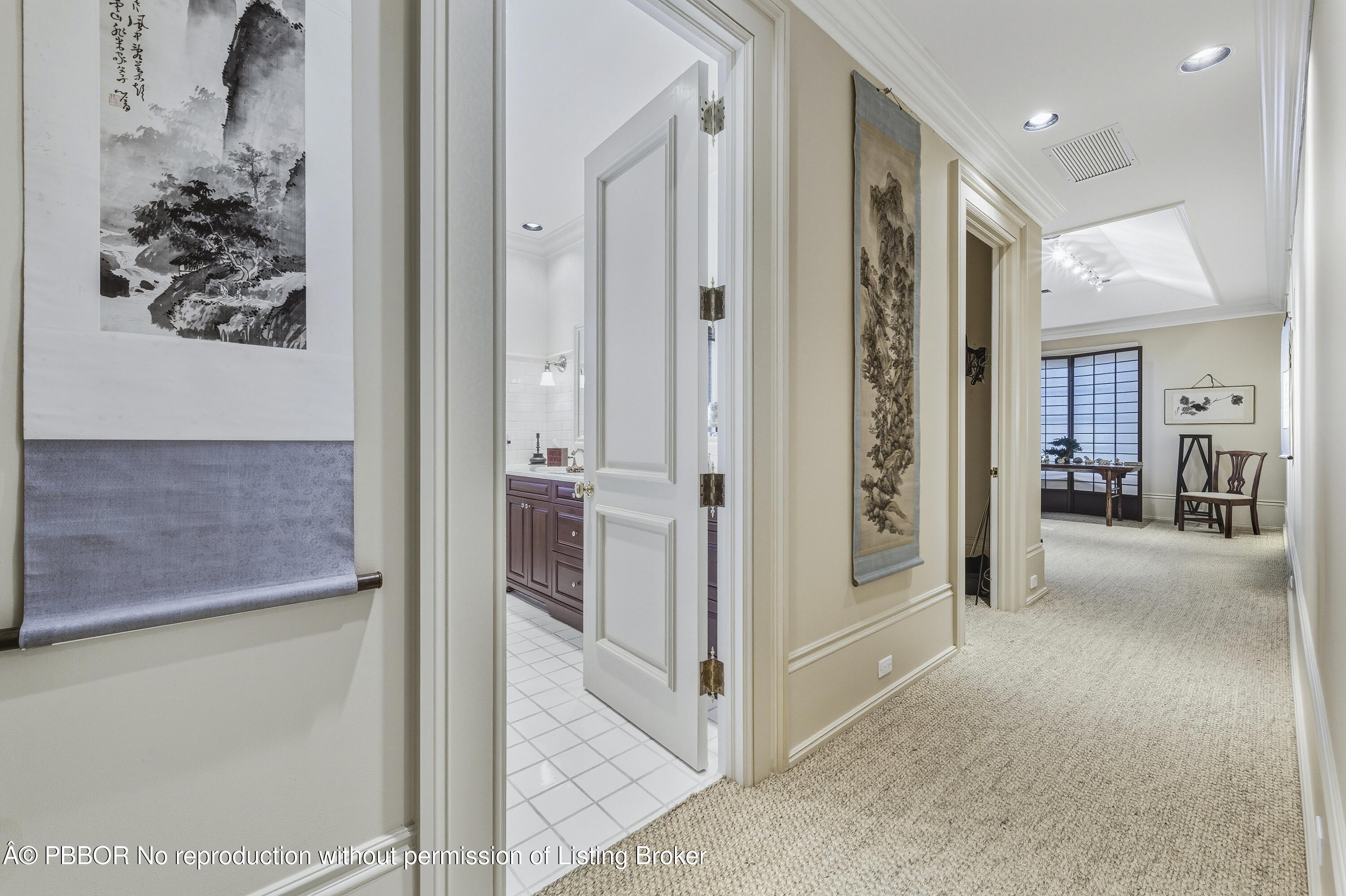 127 Ocean View Road Palm Beach, FL 33480 - Photo 45 of 96 Guest bedroom 3 hall