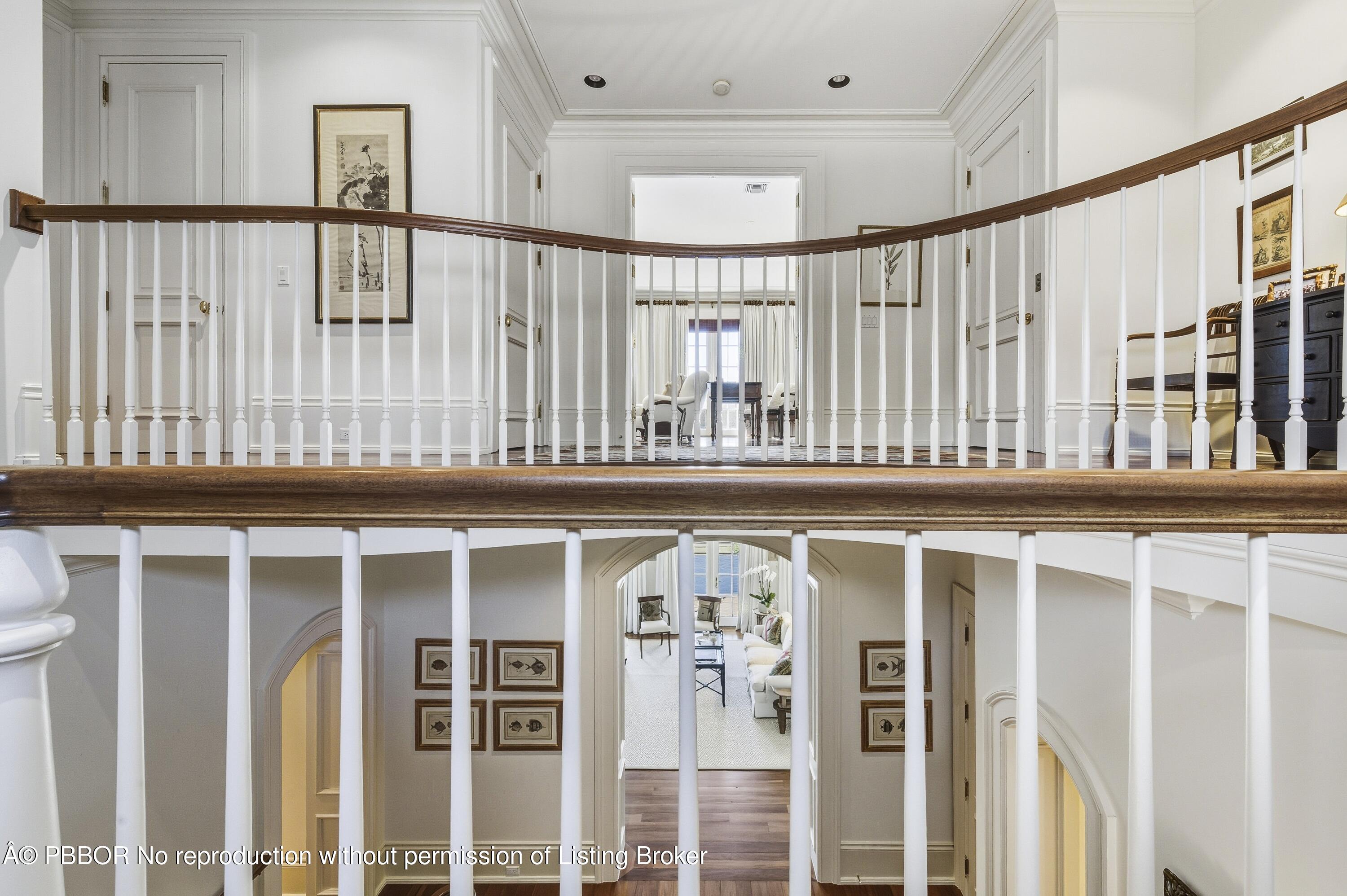 127 Ocean View Road Palm Beach, FL 33480 - Photo 49 of 96 Stair hall