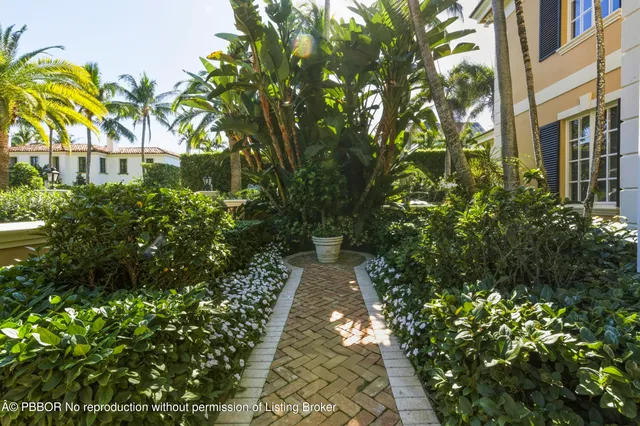 $37,000,000 | 127 Ocean View Road, Palm Beach, FL 33480